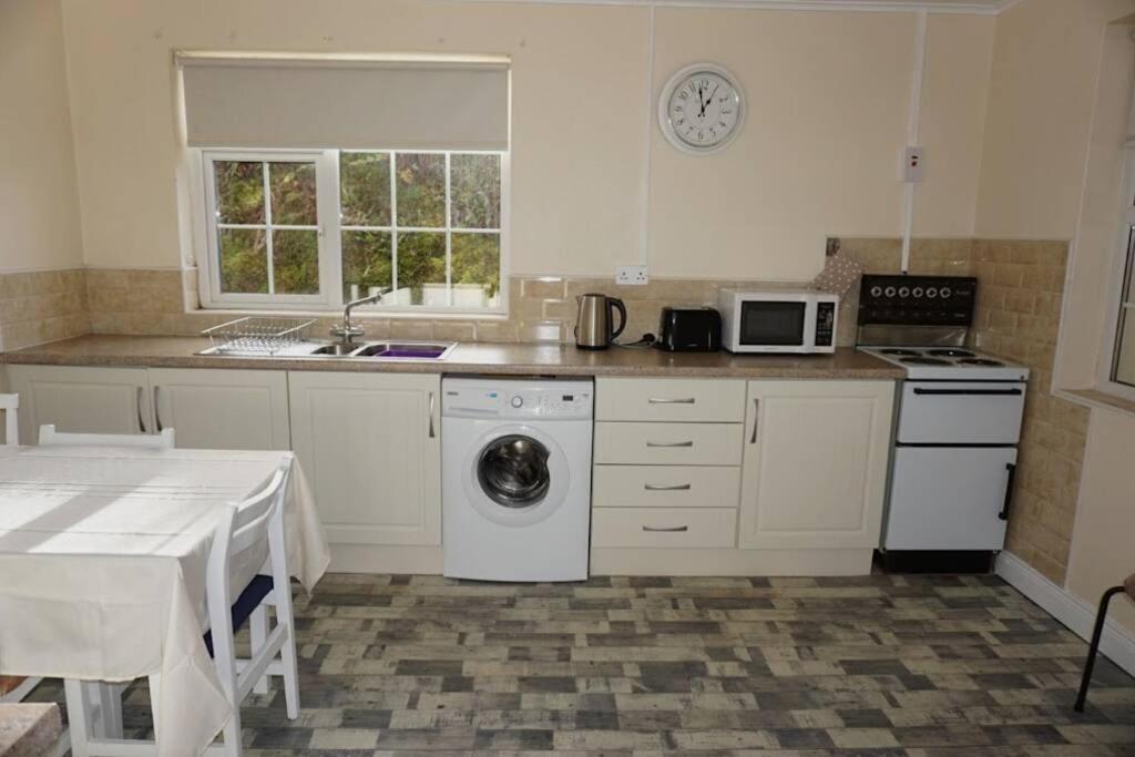 Donegal Town Meenadreen Cottage מראה חיצוני תמונה