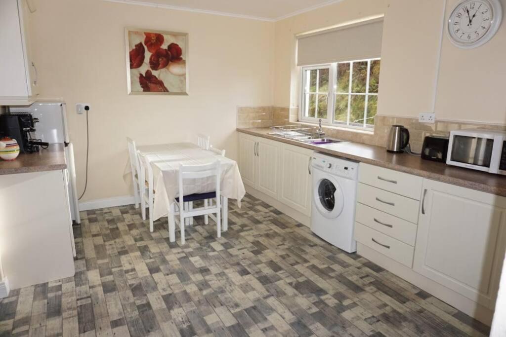 Donegal Town Meenadreen Cottage מראה חיצוני תמונה